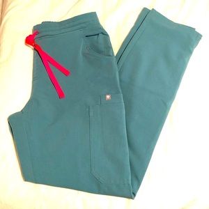 Figs scrubs- Yola Small- HYDROGREEN- limited edition